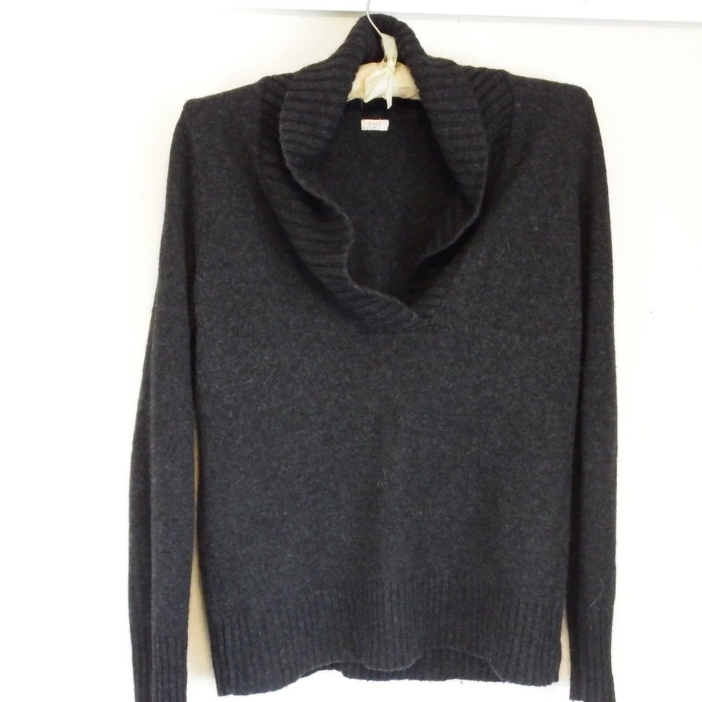 J Crew pullover sweater
